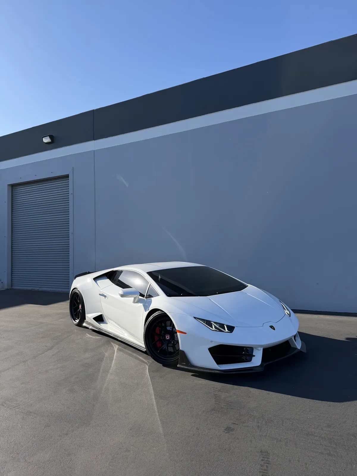 Huracán White